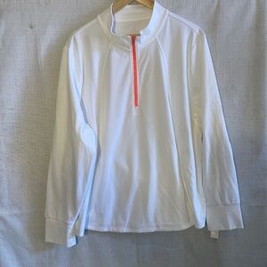 White long sleeve sweater with zip up